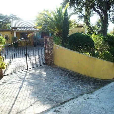- Chambres D'hotes Castelmau Отель типа 