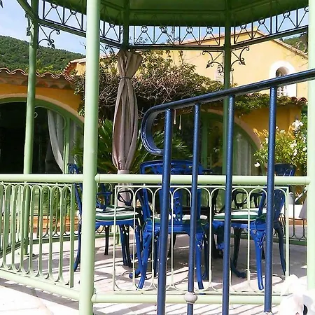 - Chambres D'hotes Castelmau