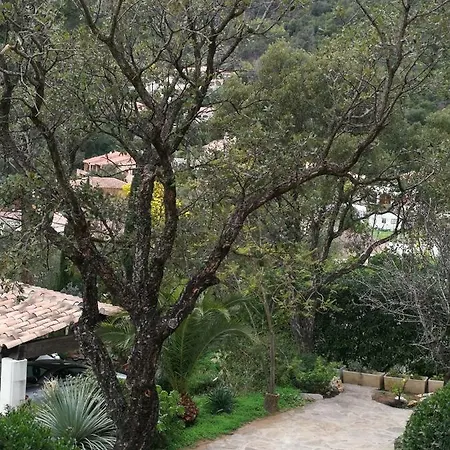 - Chambres D'hotes Castelmau Ле-Лаванду