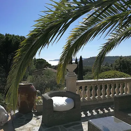 - Chambres D'hotes Castelmau * Ле-Лаванду